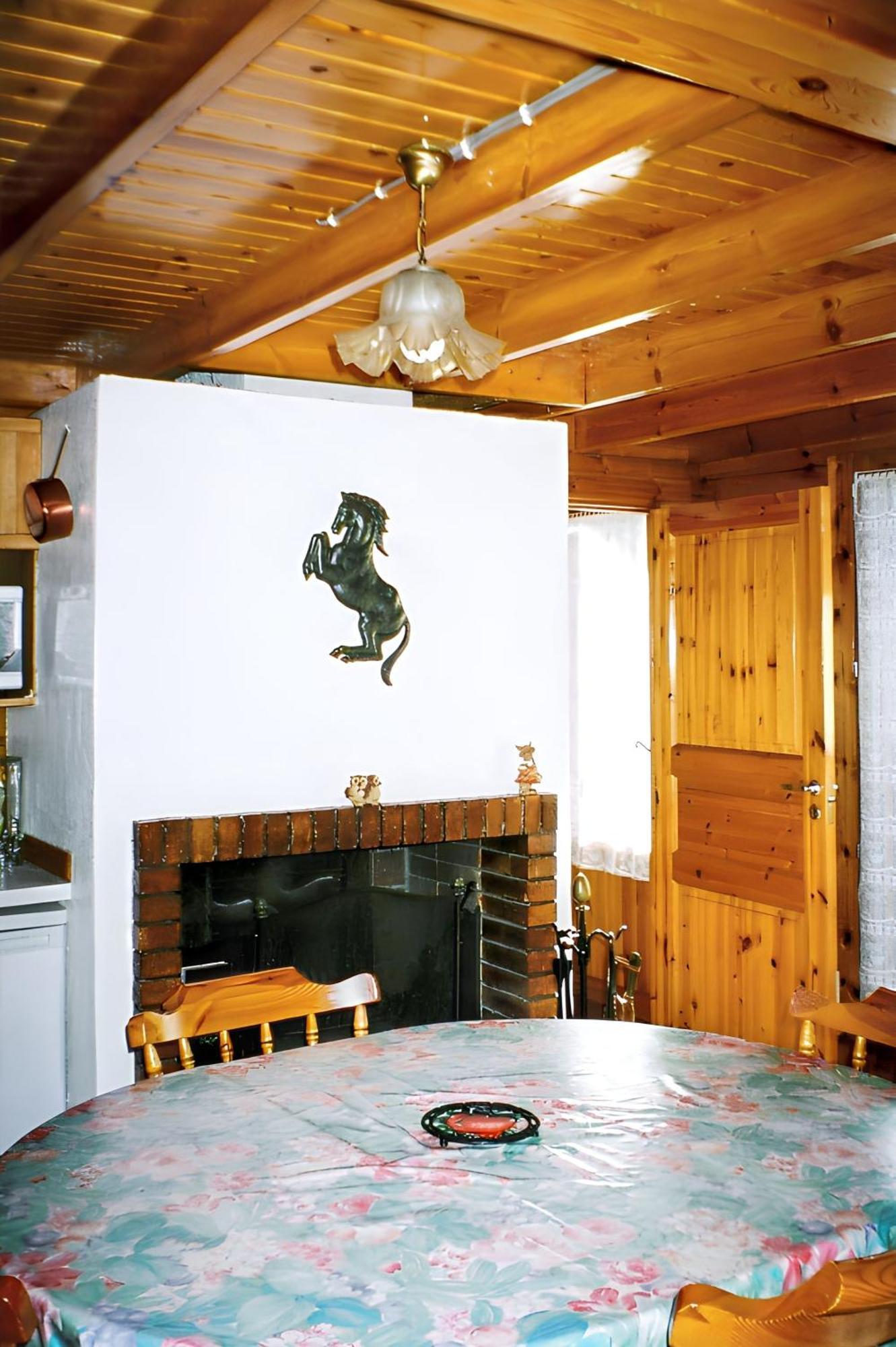 Chalet Cosy A Sixt-Fer-A-Cheval Avec Vue Sur La Montagne Luaran gambar