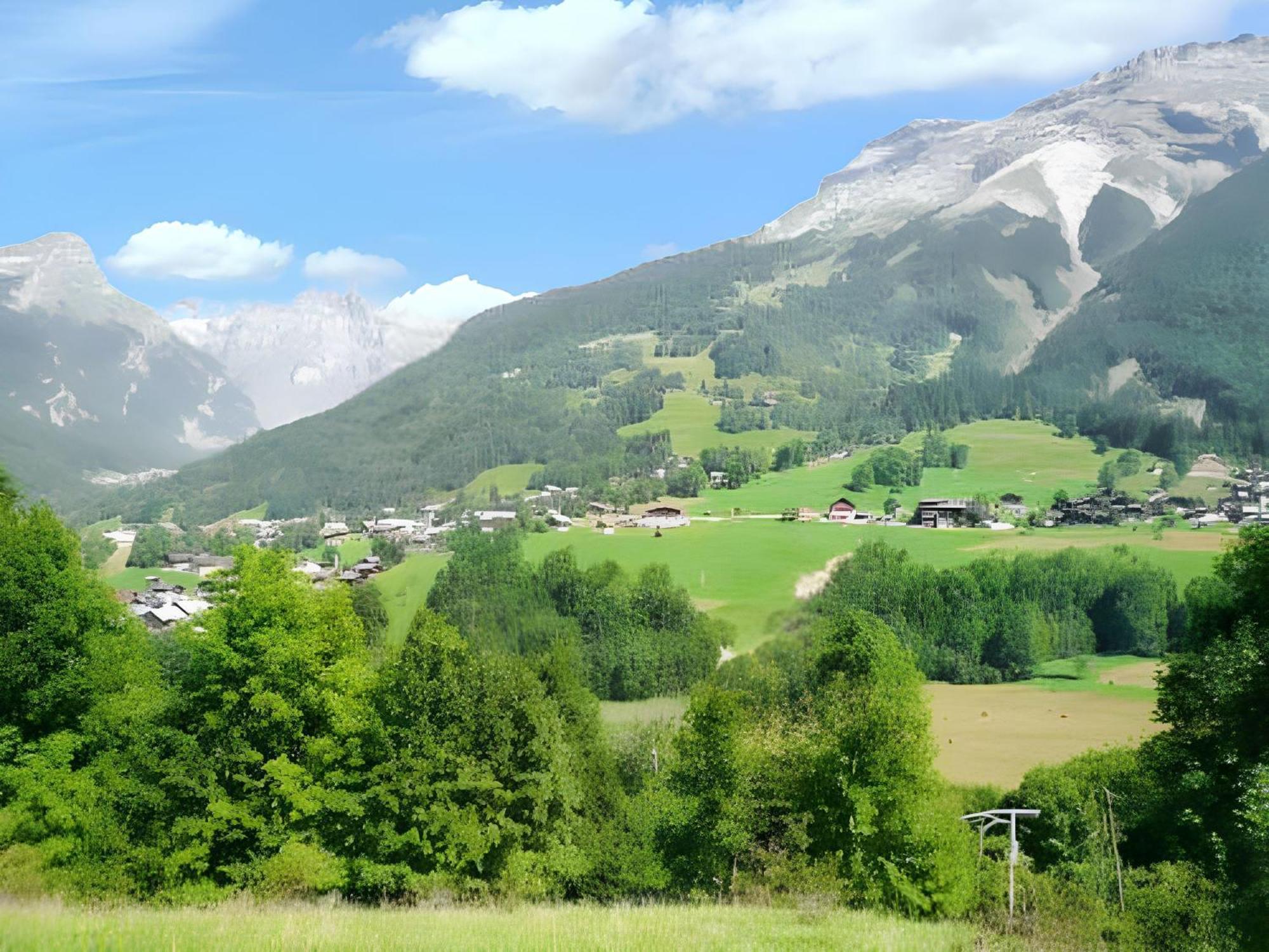 Chalet Cosy A Sixt-Fer-A-Cheval Avec Vue Sur La Montagne Luaran gambar
